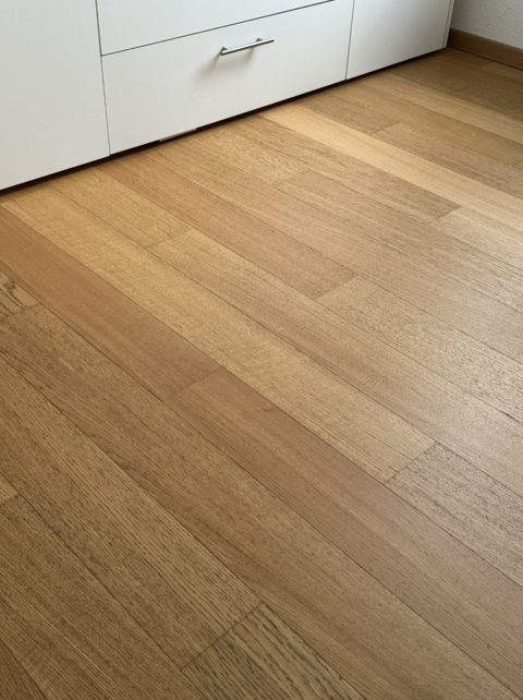 Innenausbau | Küchen | Corian | Reparaturen - Jörimann Schreinerei