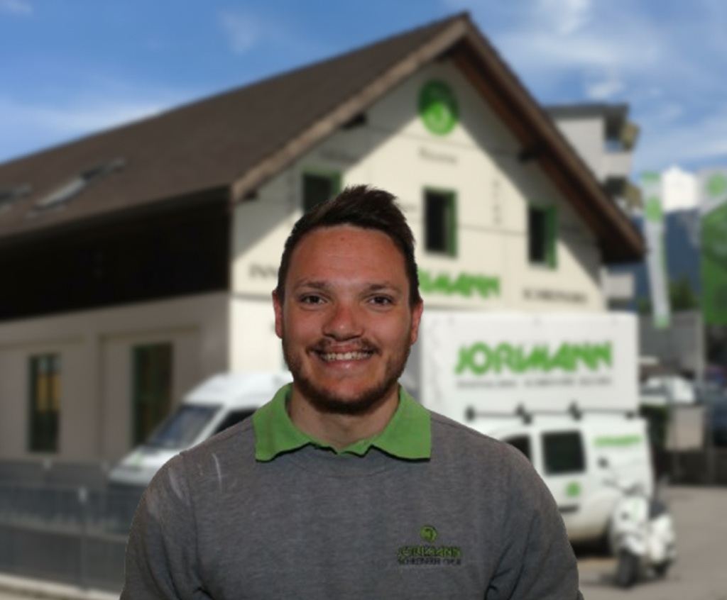 Innenausbau | Küchen | Corian | Reparaturen - Jörimann Schreinerei