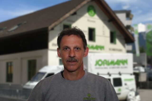 Innenausbau | Küchen | Corian | Reparaturen - Jörimann Schreinerei