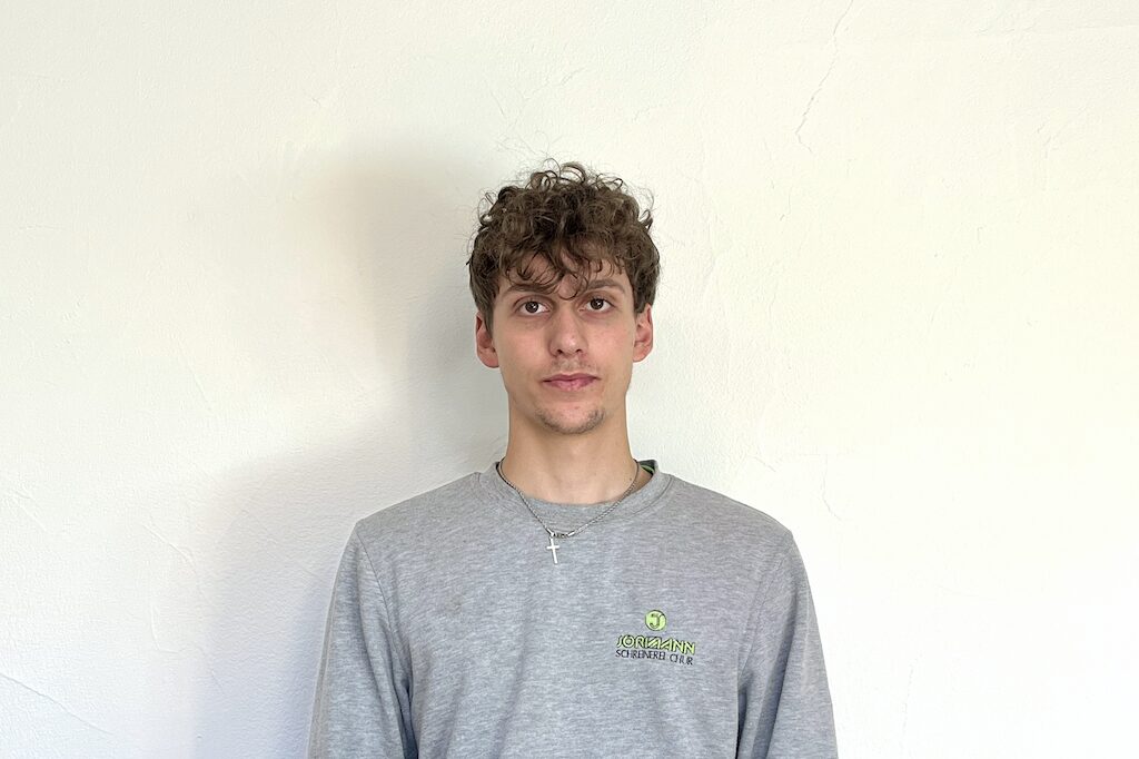 Innenausbau | Küchen | Corian | Reparaturen - Jörimann Schreinerei