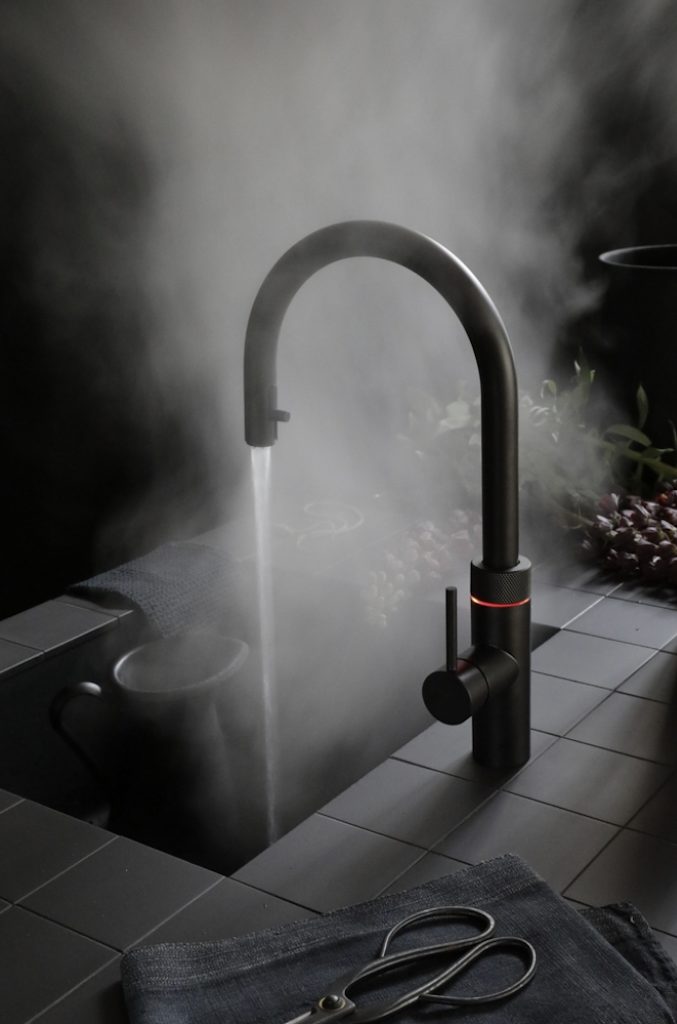 Quooker Flex Joerimannschreinerei Innenausbau | Küchen | Corian | Reparaturen - Jörimann Schreinerei