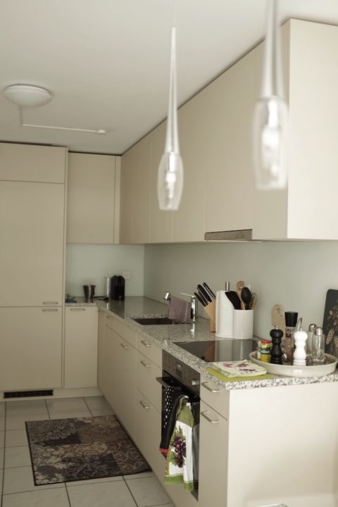 Innenausbau | Küchen | Corian | Reparaturen - Jörimann Schreinerei