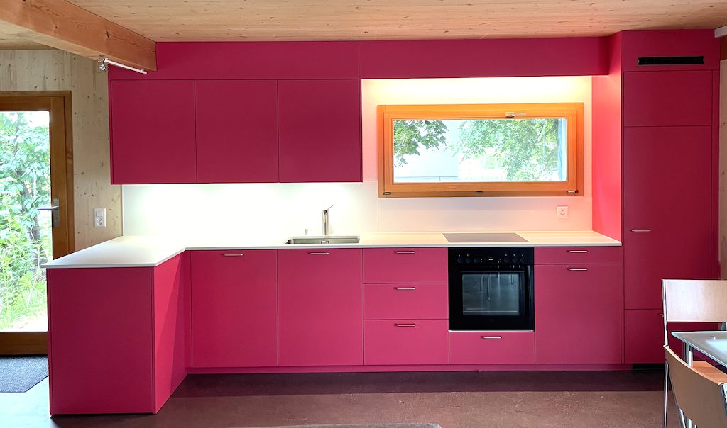 Innenausbau | Küchen | Corian | Reparaturen - Jörimann Schreinerei