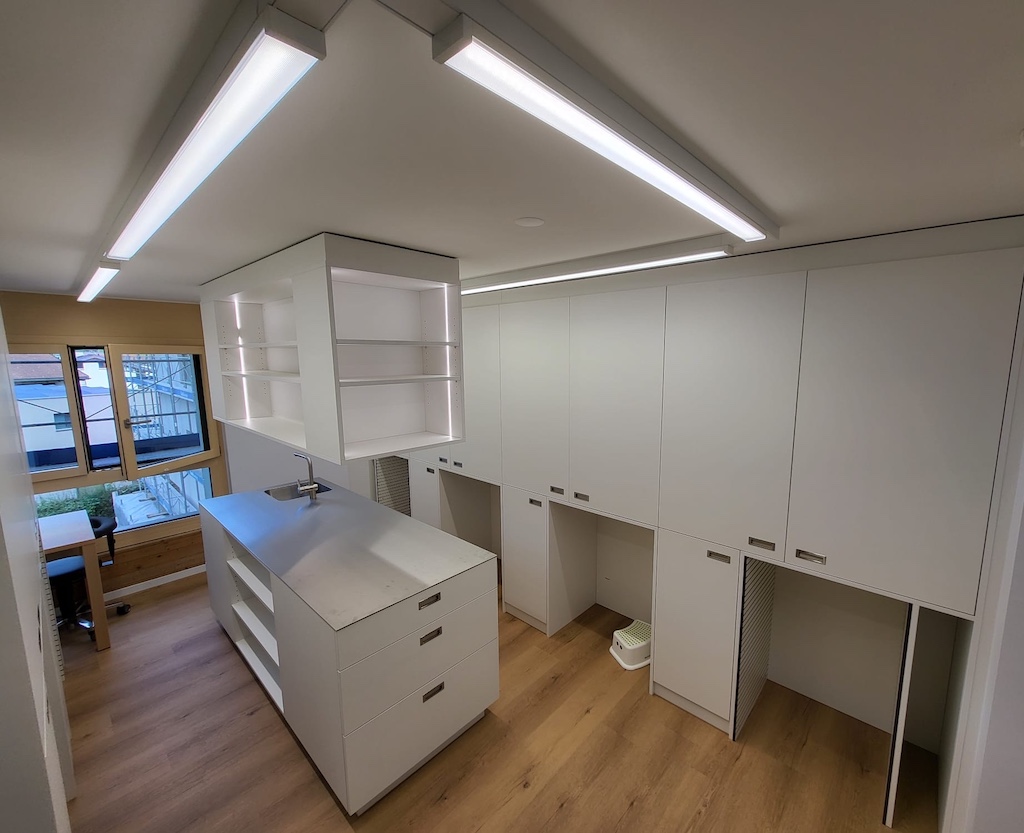 Innenausbau | Küchen | Corian | Reparaturen - Jörimann Schreinerei