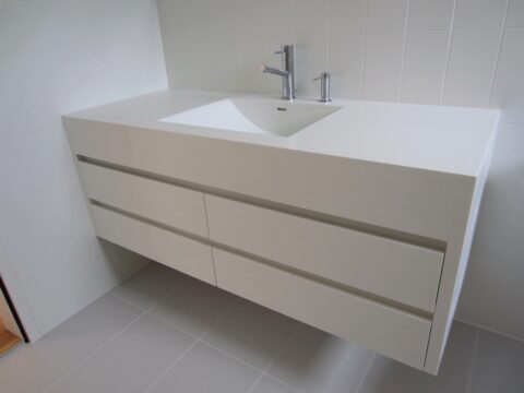 Innenausbau | Küchen | Corian | Reparaturen - Jörimann Schreinerei