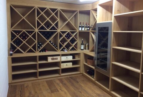 Innenausbau | Küchen | Corian | Reparaturen - Jörimann Schreinerei