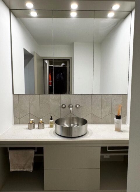 Innenausbau | Küchen | Corian | Reparaturen - Jörimann Schreinerei