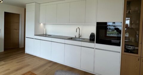 Innenausbau | Küchen | Corian | Reparaturen - Jörimann Schreinerei