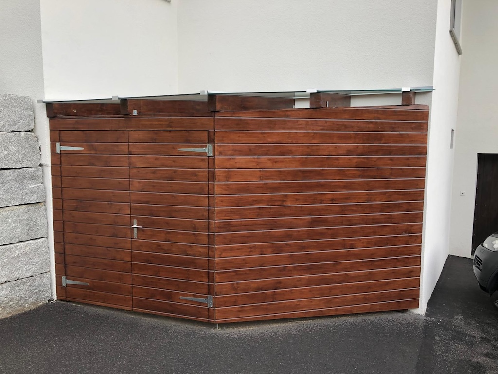 Innenausbau | Küchen | Corian | Reparaturen - Jörimann Schreinerei