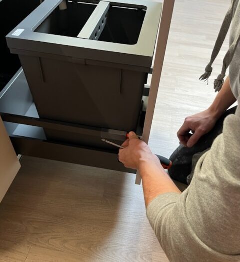 Innenausbau | Küchen | Corian | Reparaturen - Jörimann Schreinerei