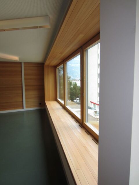 Innenausbau | Küchen | Corian | Reparaturen - Jörimann Schreinerei