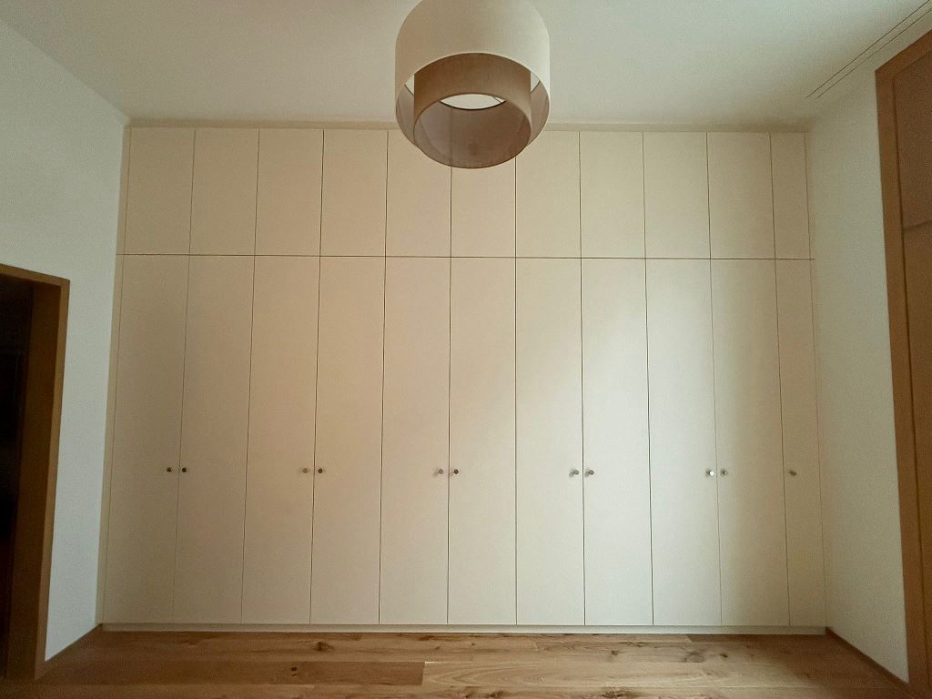 Innenausbau | Küchen | Corian | Reparaturen - Jörimann Schreinerei