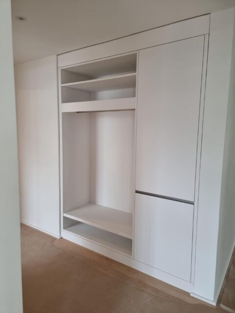 Innenausbau | Küchen | Corian | Reparaturen - Jörimann Schreinerei