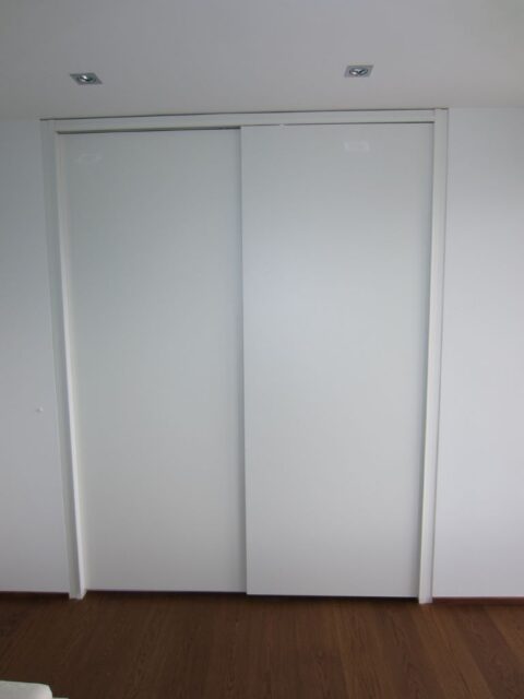 Innenausbau | Küchen | Corian | Reparaturen - Jörimann Schreinerei